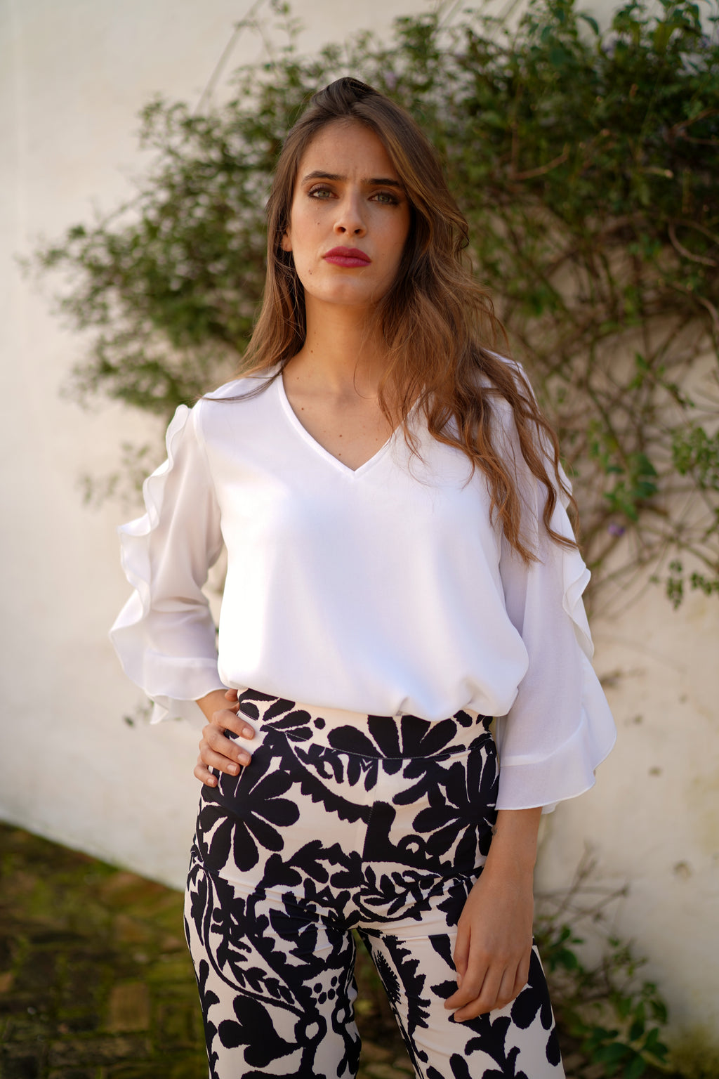 Blusa  mangas con volante lisa Blanco