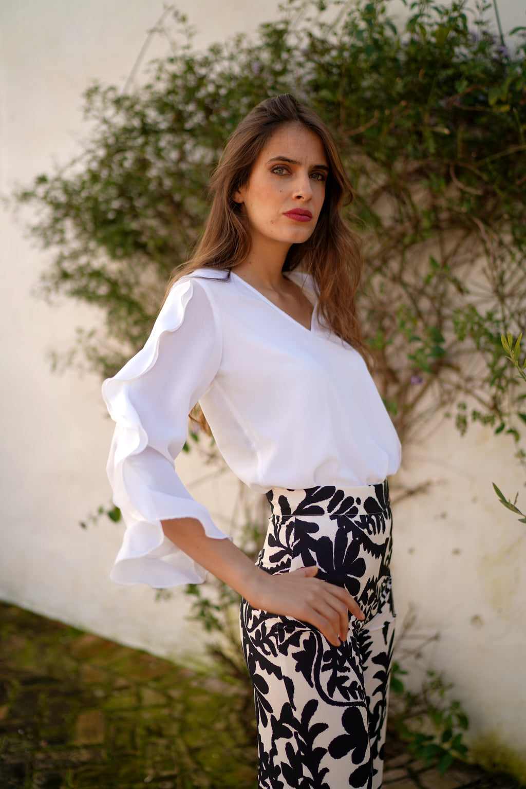 Blusa  mangas con volante lisa Blanco