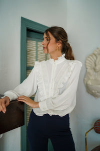 Blusa volante de pico