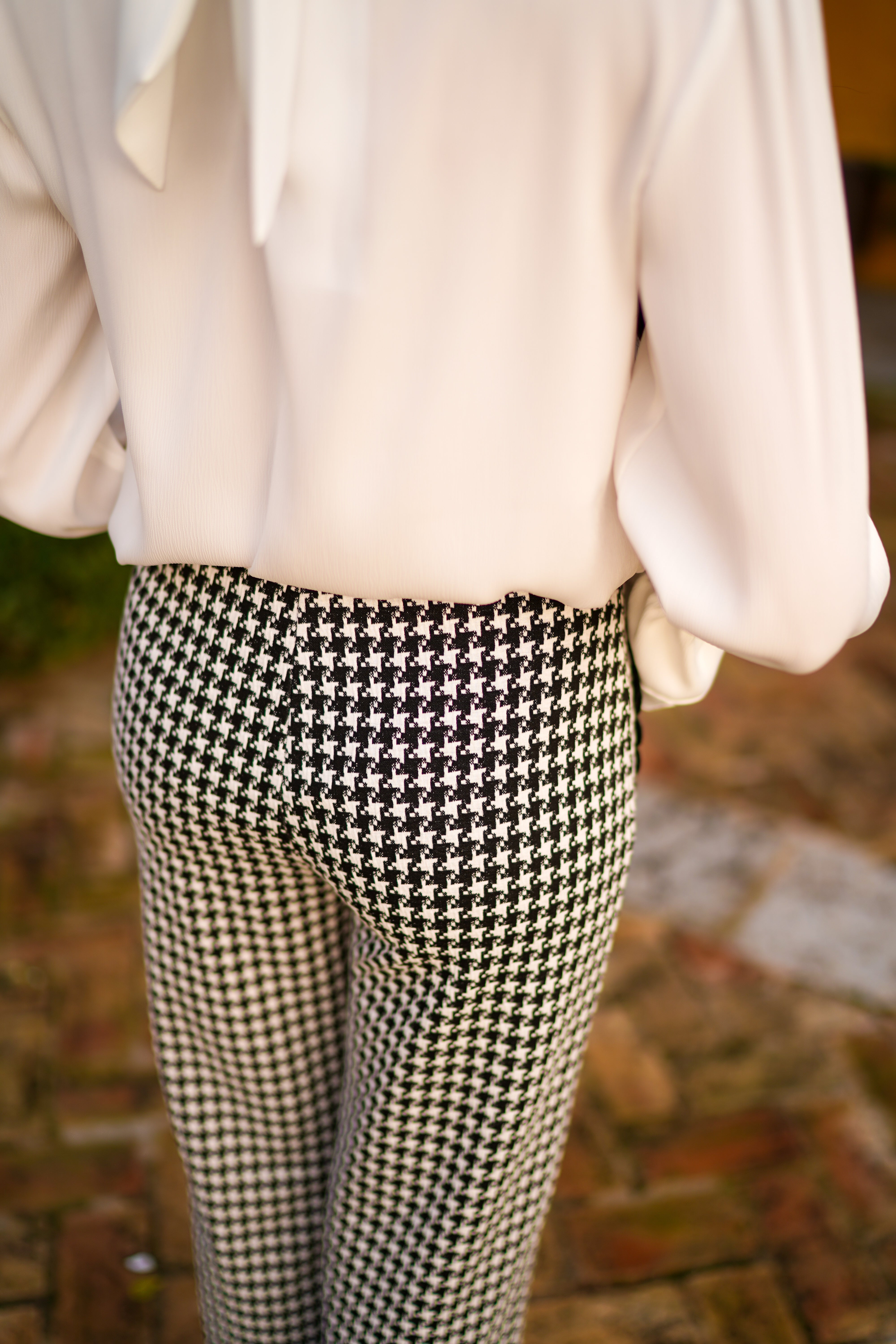Pantalon bolsillos redondos estampado