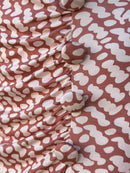 Vestido mangas drapeadas estampado