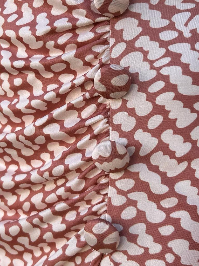 Vestido mangas drapeadas estampado
