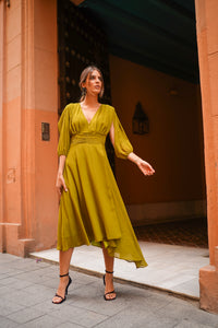 Vestido Manga Abertura Fajin Drapeado Aceite