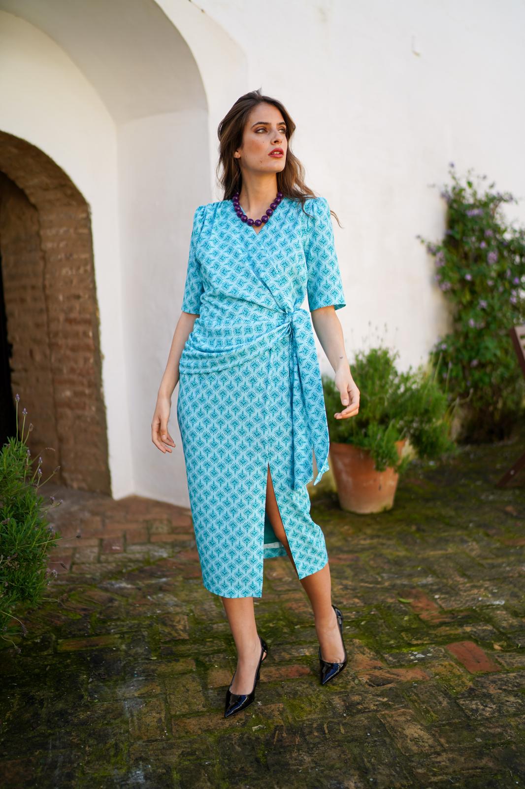 Vestido recogido lateral estampado