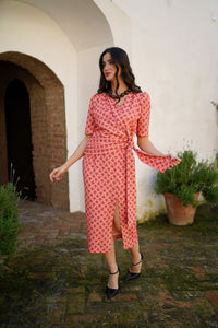 Vestido recogido lateral estampado