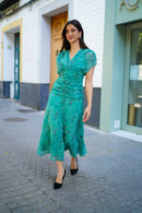 Vestido museta drapeada capa