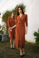 Vestido nudo centro liso