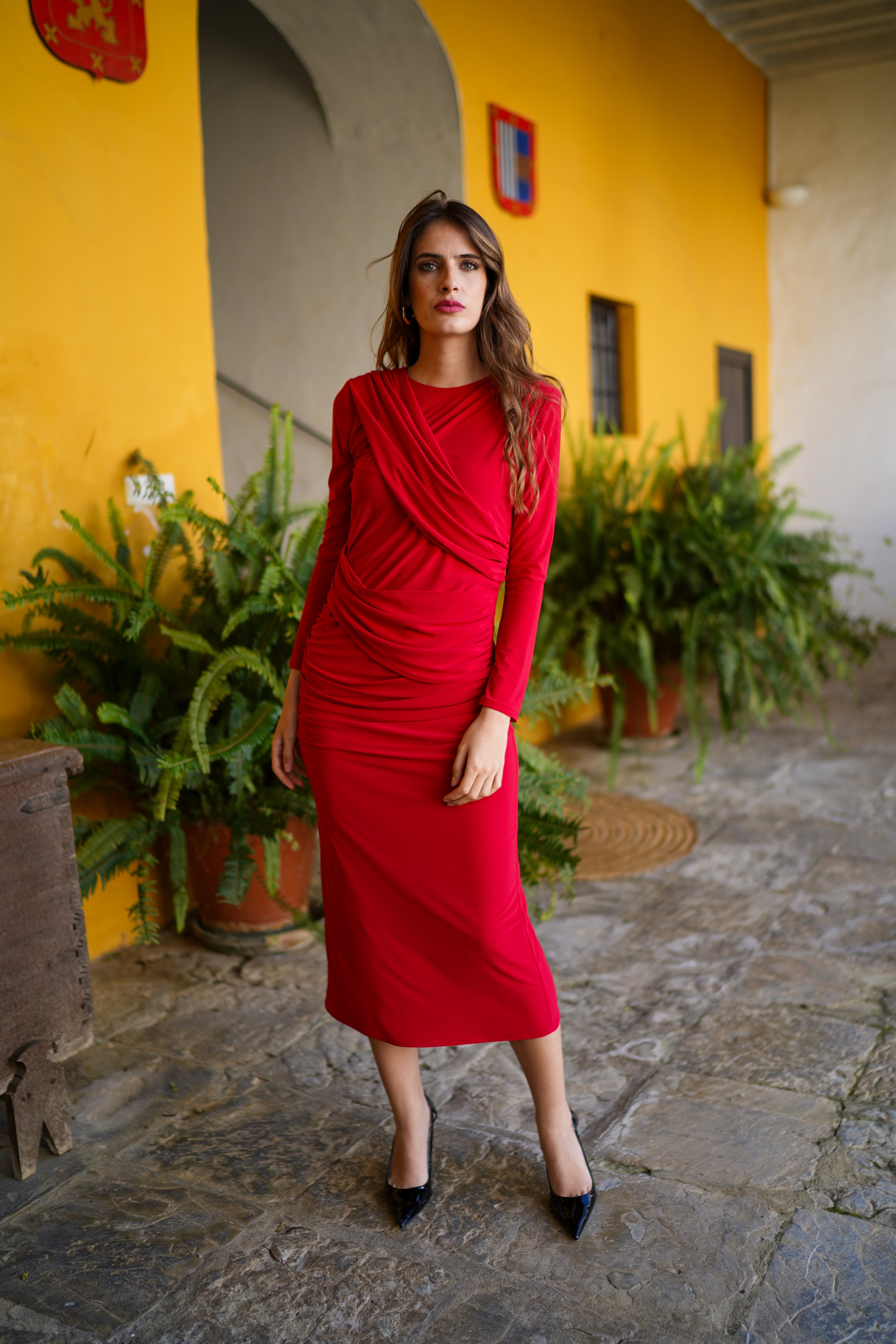 Vestido punto tiras drapeadas liso