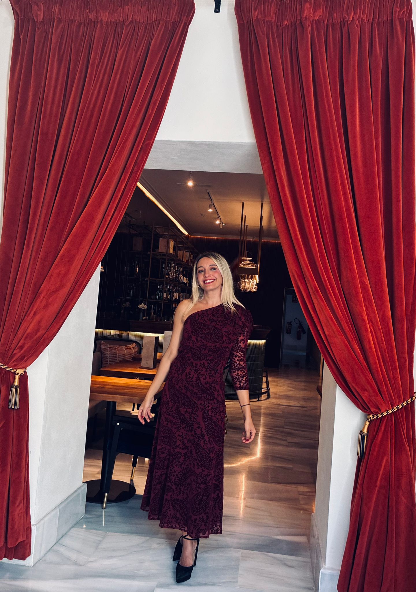 Vestido Amaranto Borgoña