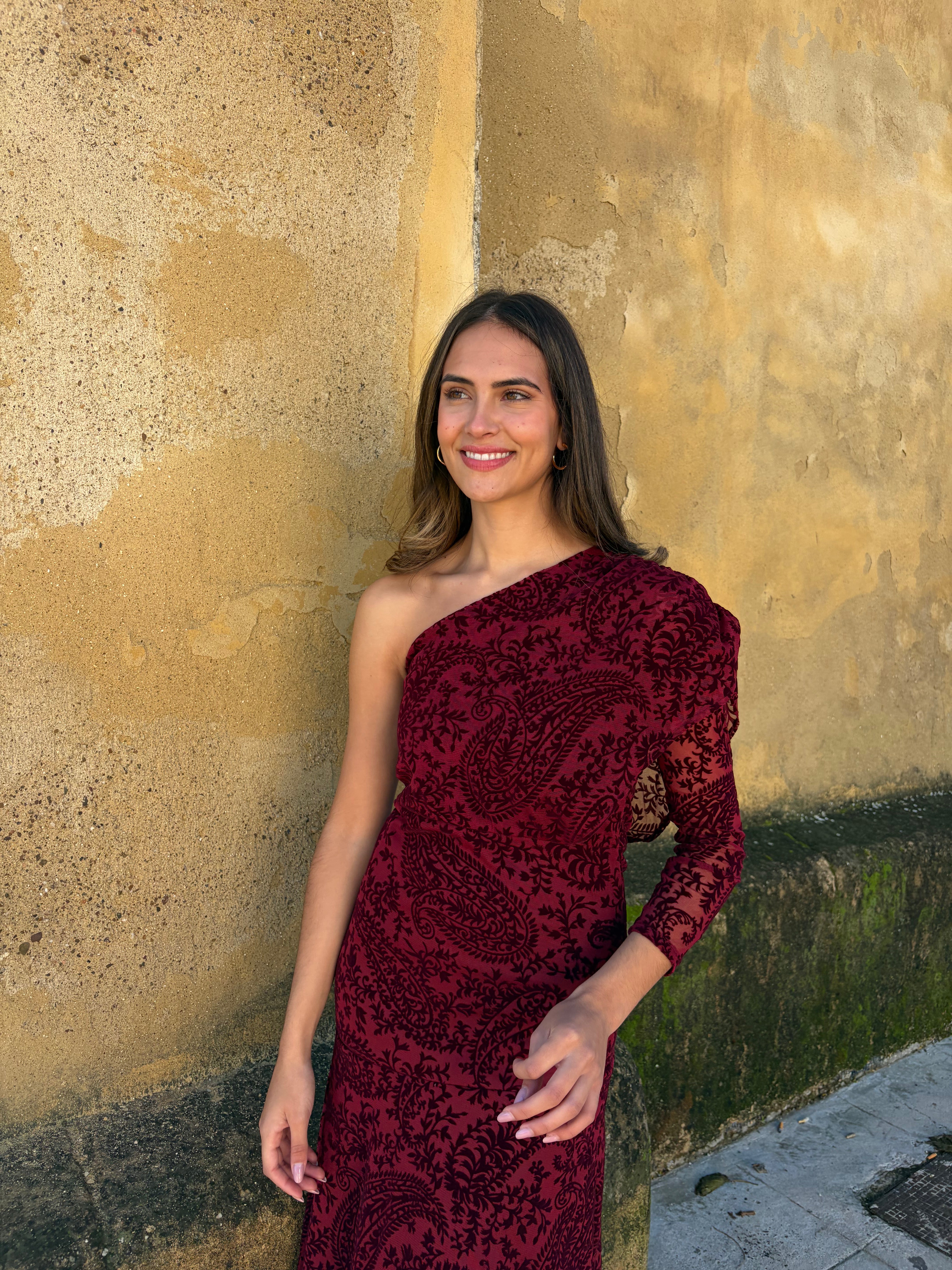 Vestido Amaranto Borgoña