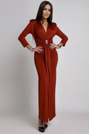 Vestido largo elegante con abertura